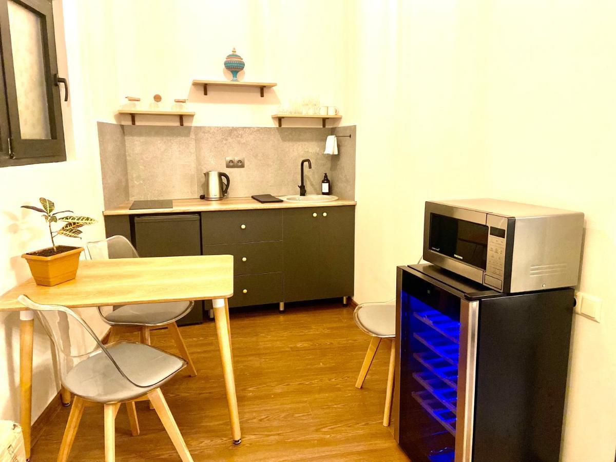 Luxury Apartment In Old Tbilisi With Terrace Eksteriør billede