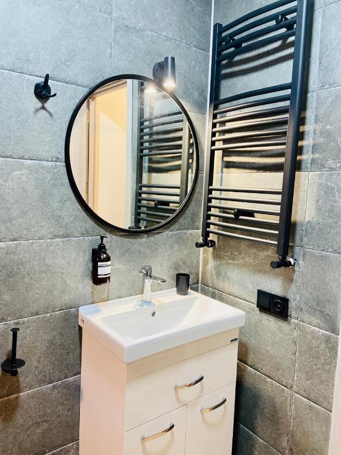 Luxury Apartment In Old Tbilisi With Terrace Eksteriør billede