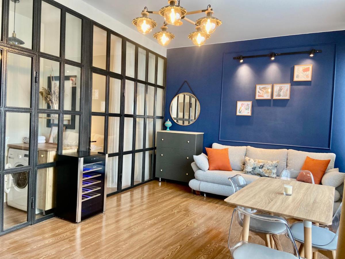 Luxury Apartment In Old Tbilisi With Terrace Eksteriør billede