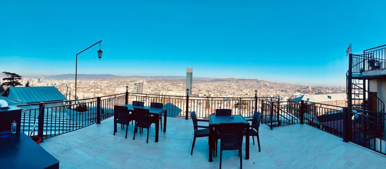 Luxury Apartment In Old Tbilisi With Terrace Eksteriør billede