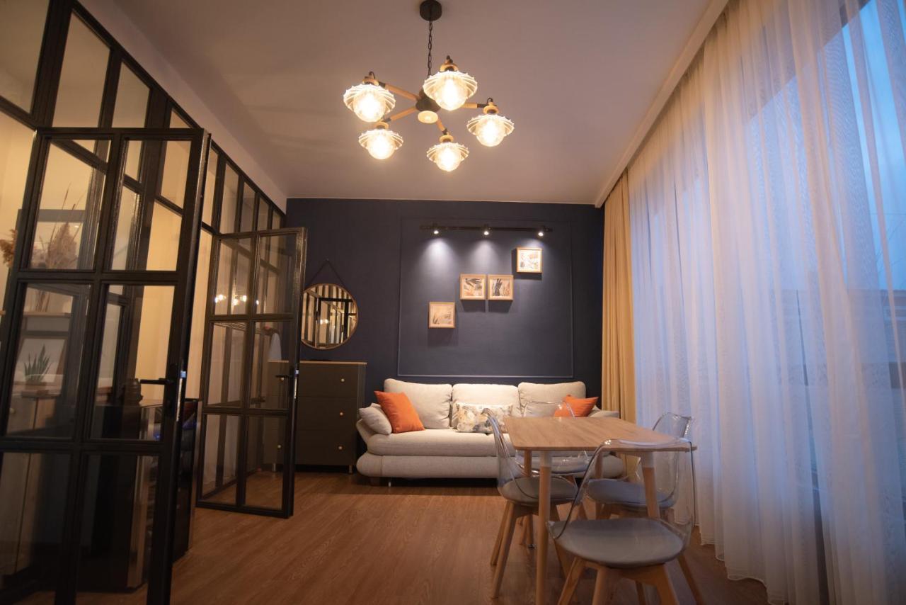 Luxury Apartment In Old Tbilisi With Terrace Eksteriør billede