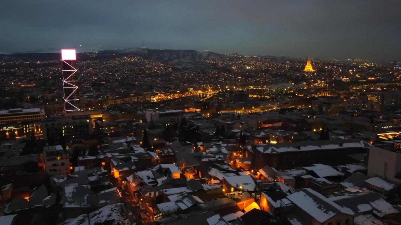 Luxury Apartment In Old Tbilisi With Terrace Eksteriør billede