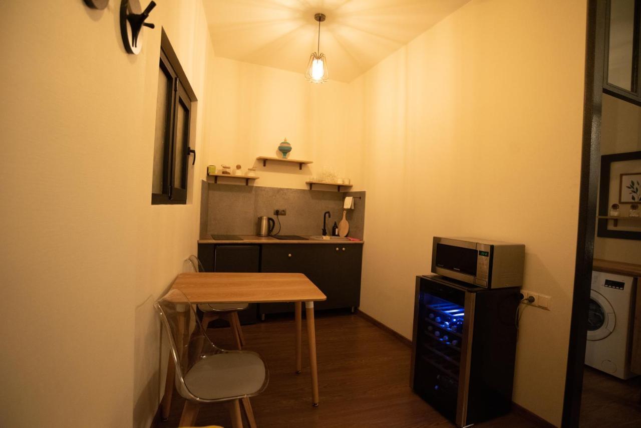Luxury Apartment In Old Tbilisi With Terrace Eksteriør billede
