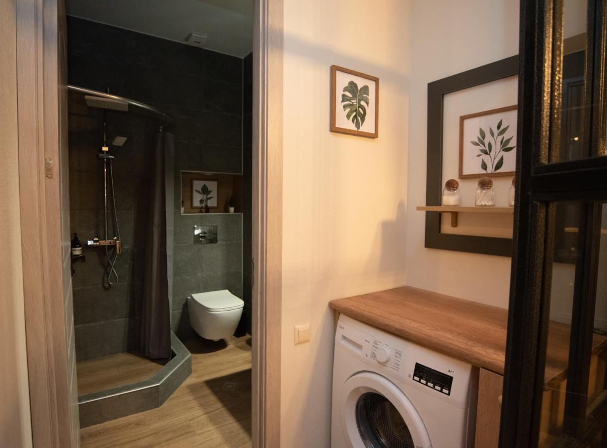 Luxury Apartment In Old Tbilisi With Terrace Eksteriør billede