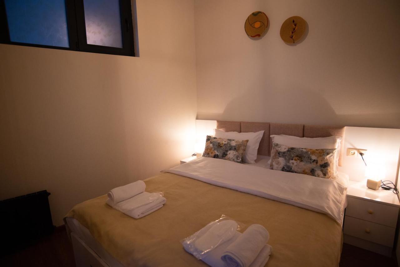 Luxury Apartment In Old Tbilisi With Terrace Eksteriør billede