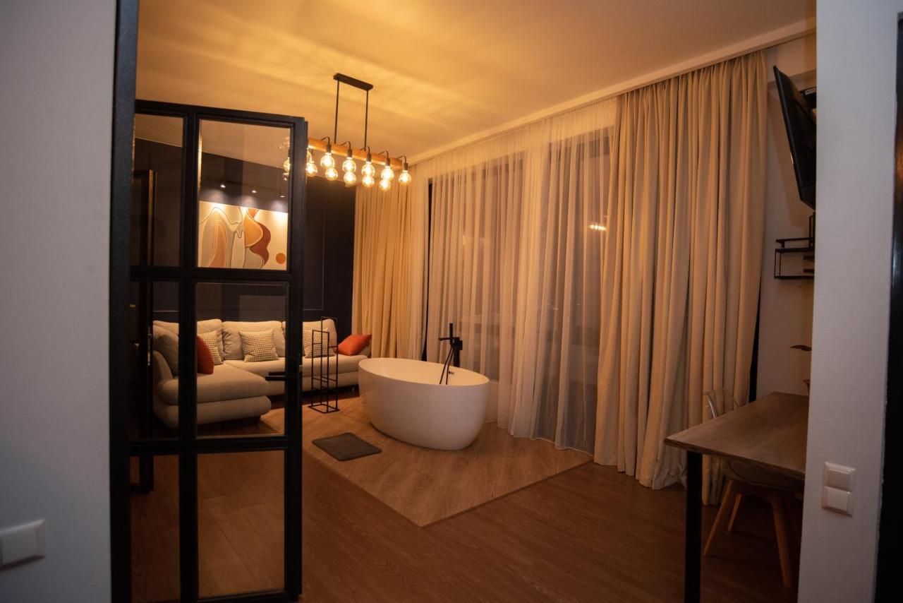 Luxury Apartment In Old Tbilisi With Terrace Eksteriør billede