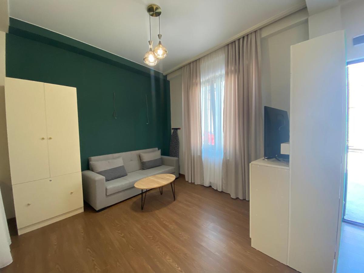 Luxury Apartment In Old Tbilisi With Terrace Eksteriør billede