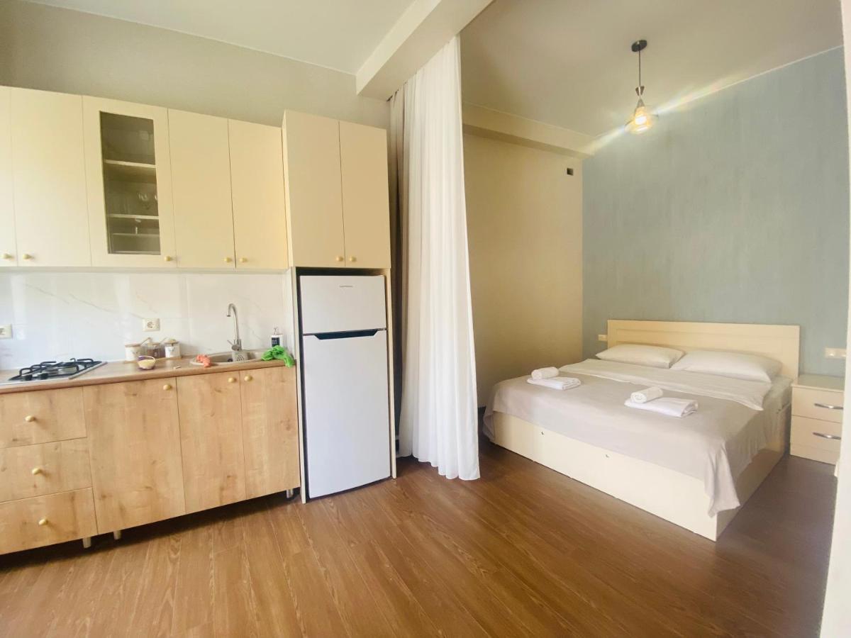 Luxury Apartment In Old Tbilisi With Terrace Eksteriør billede